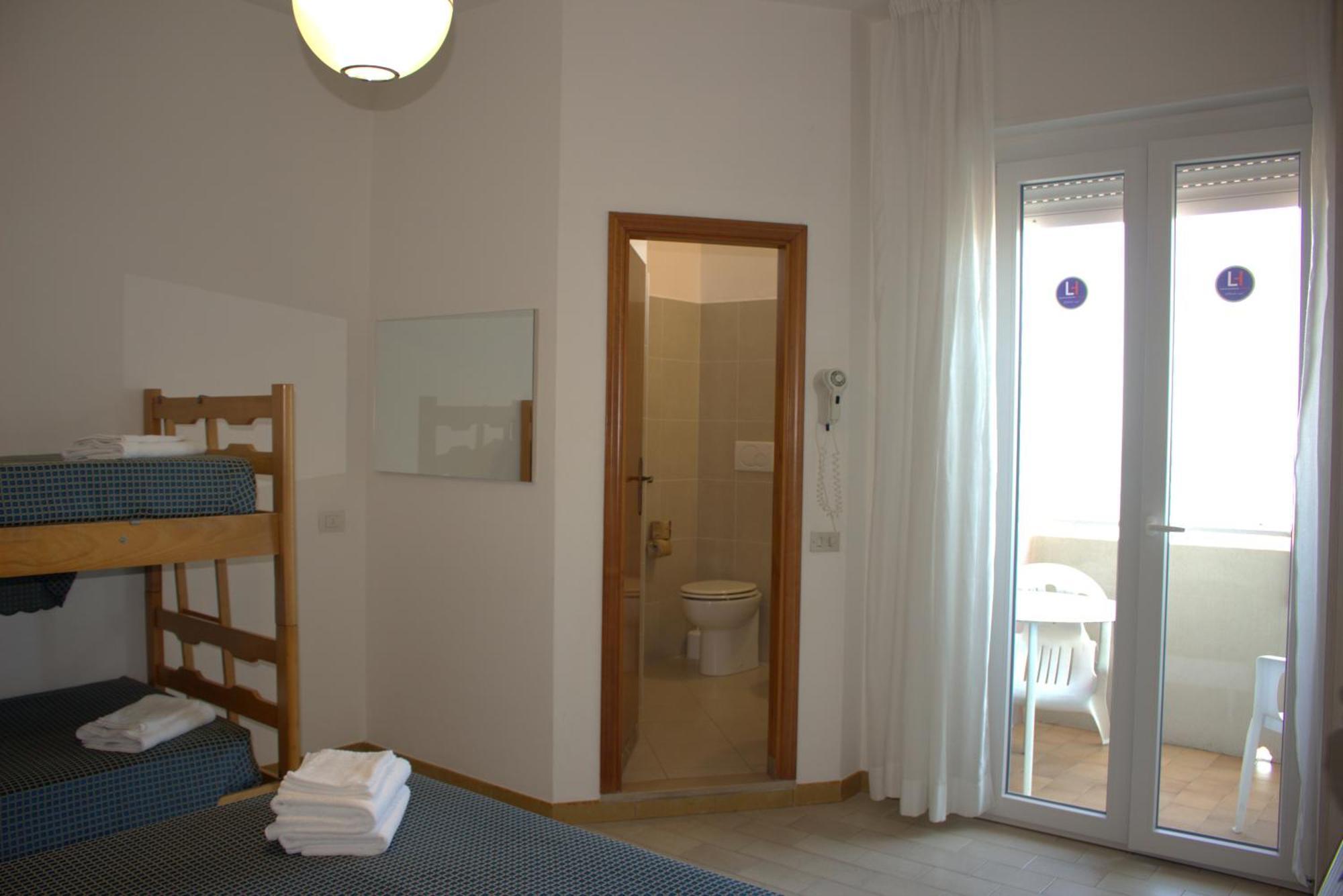 Hotel Atlas Gabicce Mare Kültér fotó