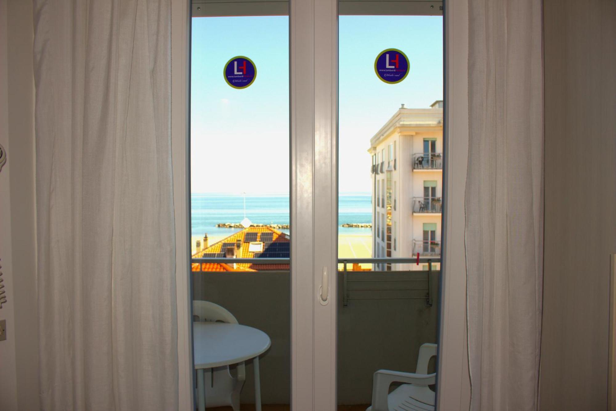 Hotel Atlas Gabicce Mare Kültér fotó