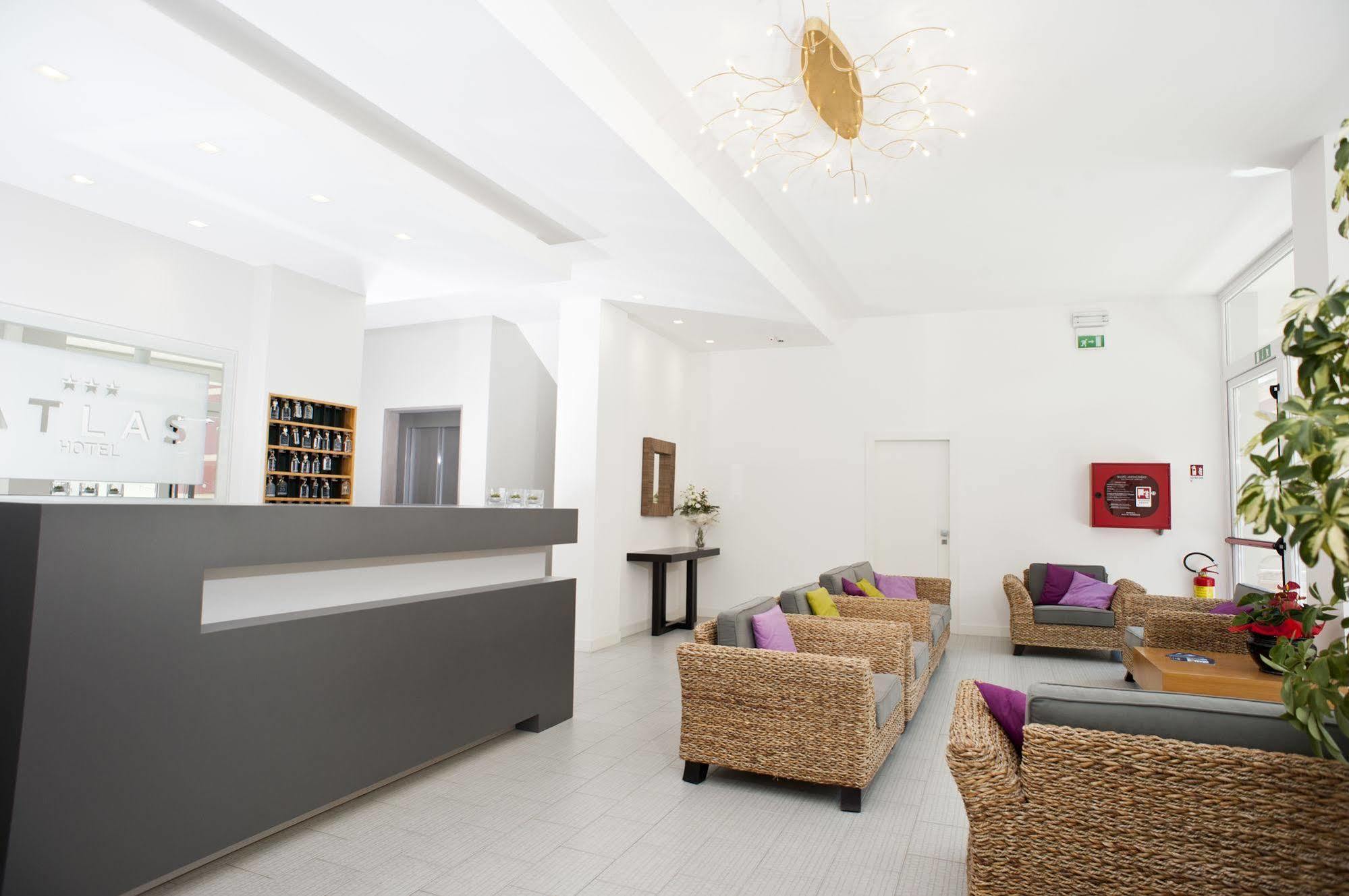 Hotel Atlas Gabicce Mare Kültér fotó